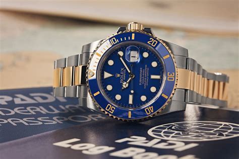 how to tell if a rolex submariner is authentic|is my Rolex Submariner real.